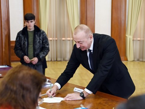 İlham Əliyev Xankəndidə 100% səs TOPLADI 