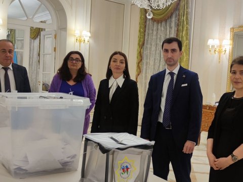 Fransada səsvermə başa çatdı