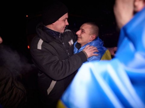 100 hərbçi əsirlikdən xilas edildi 