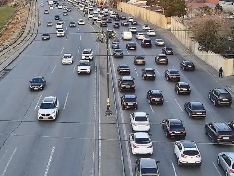 Hazırda tıxac olan yolların SİYAHISI