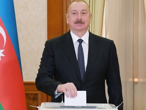 Prezidentliyə namizədlərin səs faizi DƏYİŞDİ