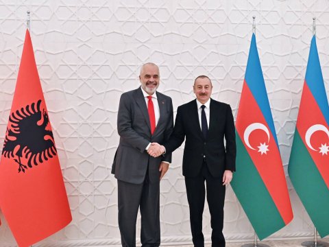 Albaniya Baş naziri İlham Əliyevi TƏBRİK ETDİ 