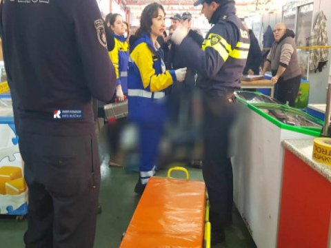 Naməlum şəxs bazarda atəş açıb - Ölənlər və yaralananlar var