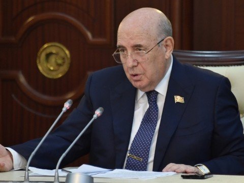“Qalib Liderlə Zəfərə davam!” - Əhliman Əmiraslanov
