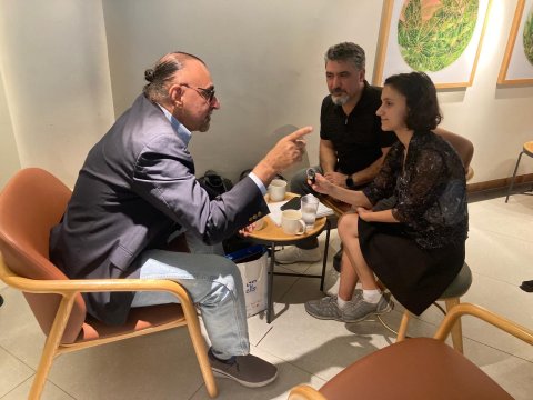 İndiki uşaqlar sərt və danlayan müəllim istəmirlər - Sinqapurlu mütəxəssislə MÜSAHİBƏ