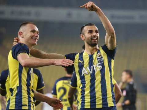 Ötən yay satdığı futbolçunu geri qaytardı