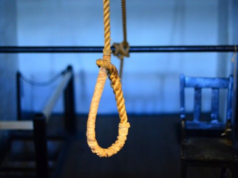 Gəncədə 12 yaşlı şagird niyə intihar edib? - AÇIQLAMA