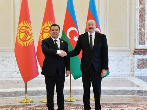 Japarovdan İlham Əliyevə təbrik