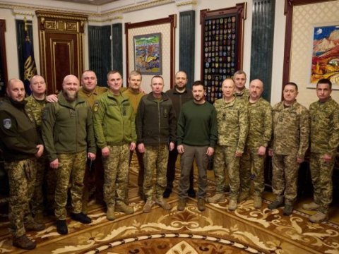 Zelenski ordu rəhbərliyində dəyişikliklər etdi