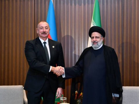 İlham Əliyevdən iranlı həmkarına təbrik