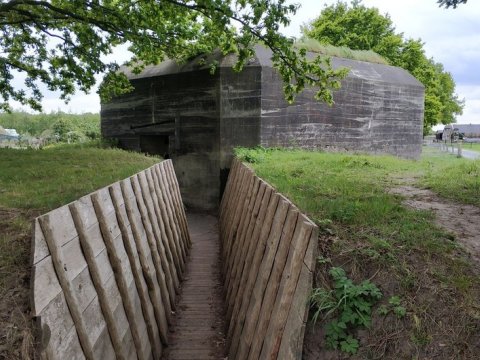 Estoniya Rusiya ilə sərhəddə bunkerlər tikəcək