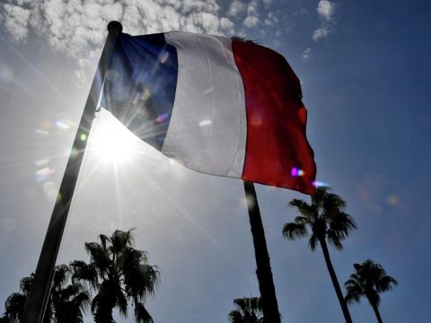 Fransadan irqi ayrı-seçkiliyi ehtiva edən növbəti qərar