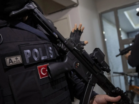 AKP-nin seçki tədbirindəki silahlı hücumla bağlı saxlanılan var