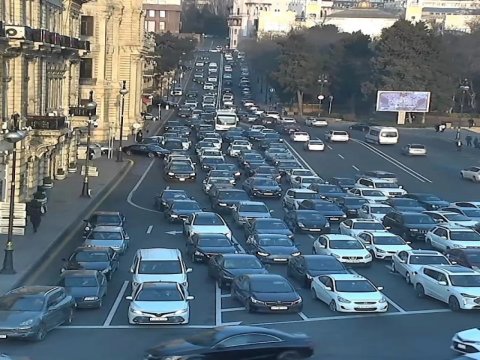 Bakıda tıxac olan yolların SİYAHISI