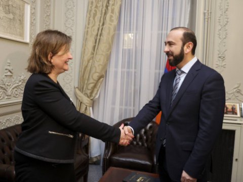 Mirzoyan Avropa Parlamentində Cənubi Qafqazı müzakirə etdi