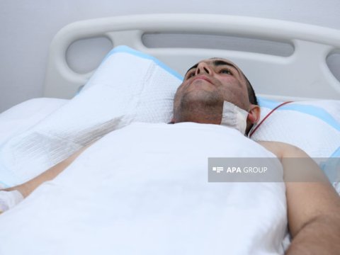 Sərhəddə yaralanan hərbçimiz: Tək bir atəş səsi eşitdim, huşumu itirdim - VİDEO