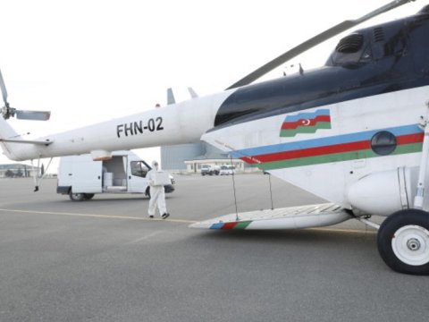 Vəhşi heyvanların helikopterlə peyvəndlənməsi aparılır - FOTO