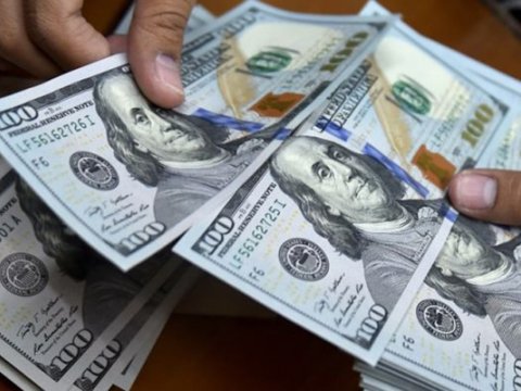 Külli miqdarda pul ələ keçirdi, həbs olundu