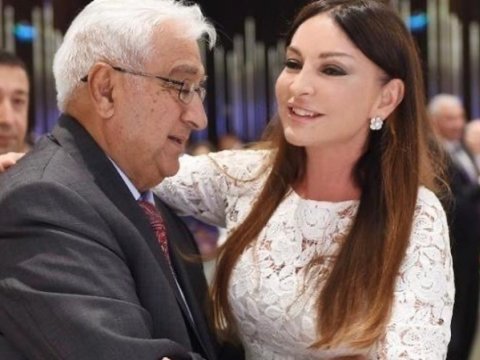 Mehriban Əliyeva atasını təbrik etdi