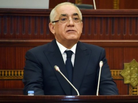 Baş nazir yeni hökumətin qarşısında duran vəzifələri AÇIQLADI