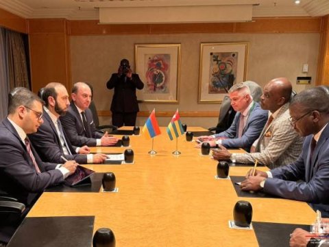 Mirzoyan həmkarı ilə Cənubi Qafqazdan DANIŞDI