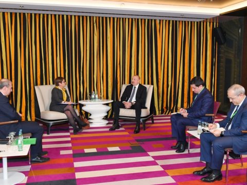 İlham Əliyev Avropa Yenidənqurma və İnkişaf Bankının prezidenti ilə görüşdü