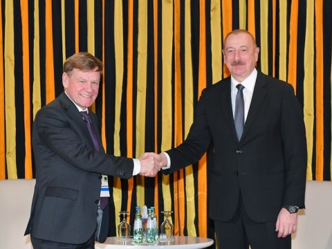 İlham Əliyev daha bir görüş keçirdi 