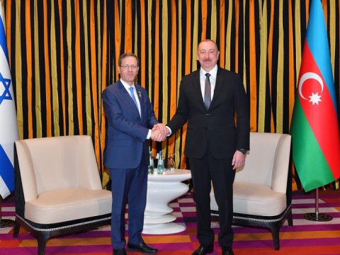 İlham Əliyev israilli həmkarı ilə görüşdü - FOTOLAR