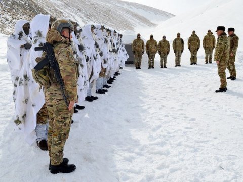Kərim Vəliyev Hikmət Mirzəyevlə komandoların hazırlığını yoxladı - FOTOLAR