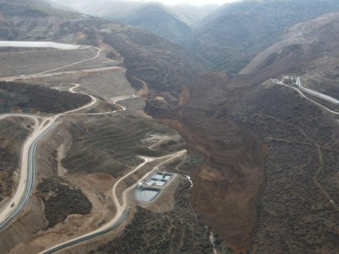 Sürüşmə baş verən qızıl mədəninin lisenziyası ləğv edildi