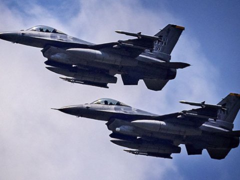 Ukrayna 20-dən çox F-16 alacaq - Baş nazir