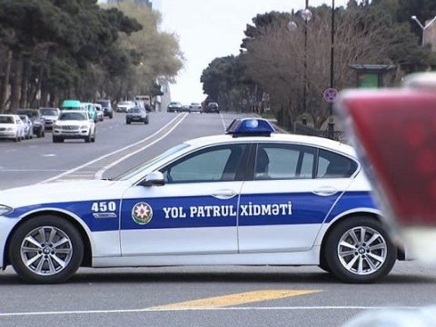 Yol polisi qəzalarla bağlı sürücülərə müraciət etdi