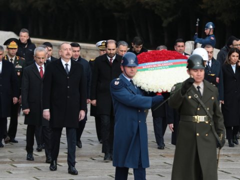 Prezident Atatürkün məzarını ziyarət etdi - FOTO