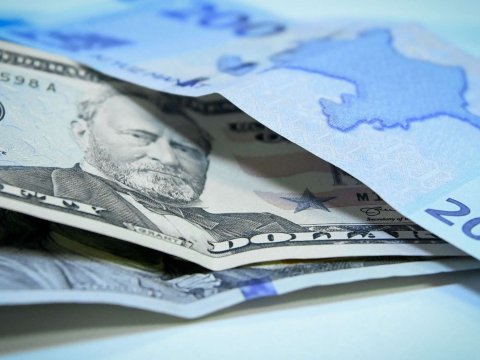 Azərbaycanda mart ayında devalvasiya olacaq?