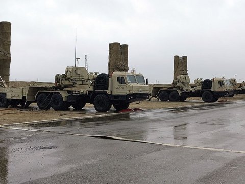 Ordumuzun S-300 raketləri döyüşə hazır vəziyyətə gətirildi - VİDEO