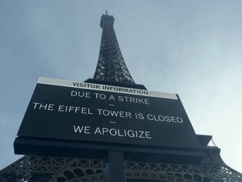 Eyfel qülləsinə giriş bağlanıb