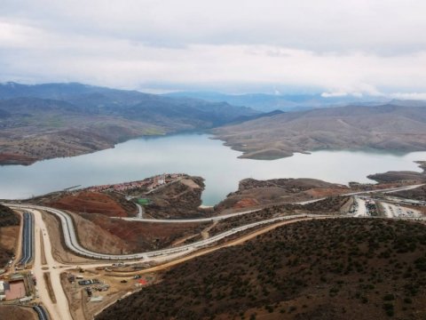 İtkin düşənlərin axtarışları davam edir