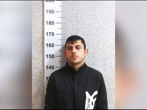 Polisin “saxla” əmrinə tabe olmayan sürücü həbs edildi