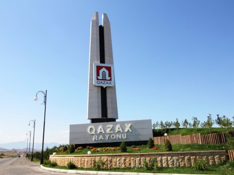 Qazax əhalisinin milli tərkibi: azərbaycanlı, rus, gürcü, erməni - SİYAHI