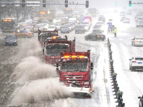 Monqolustanda güclü qarı yağıb