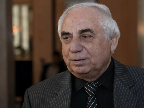 “Həccə getmək istəyim var” - Hadi Rəcəbli ilə MÜSAHİBƏ