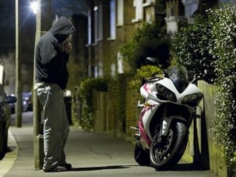 Bakıda motosiklet qaçırıldı
