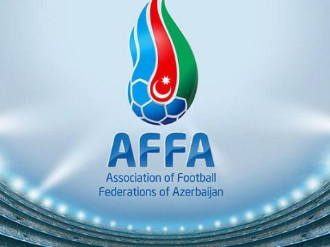 Hakimi təhqir edən klub rəhbəri və futbolçu cəzalandırıldı