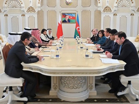 Bəhreynlə əməkdaşlıq müzakirə olundu 