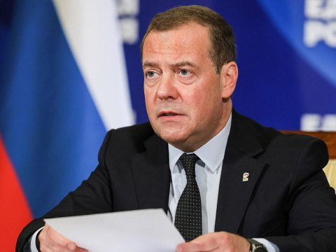 Medvedev Baydenin söyüşlərinə cavab verdi: “Yararsız qoca!”