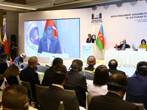 Çinli deputat Azərbaycanı təbrik etdi