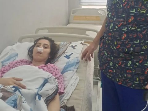 10 yaşında burnuna soxduğu muncuğu 19 yaşında çıxardılar - Bakıda OLAY