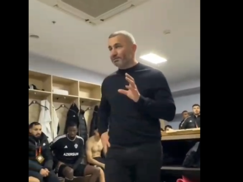 Qələbədən sonra Qurban Qurbanovun futbolçularla söhbəti - VİDEO