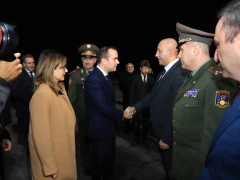 Fransanın müdafiə naziri İrəvana gəldi