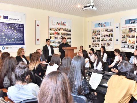 Məktəblərdə və universitetlərdə gender bərabərliyi tədris olunacaq